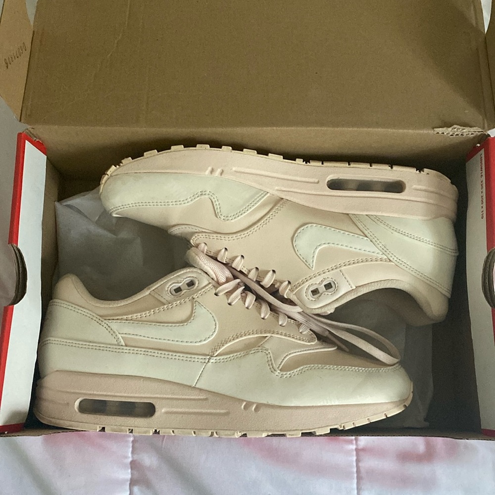 Nike air max 1 lx Guava Ice Pink